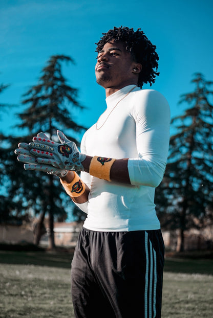 CHAOS CHROME 1.0s Football Gloves GRAY