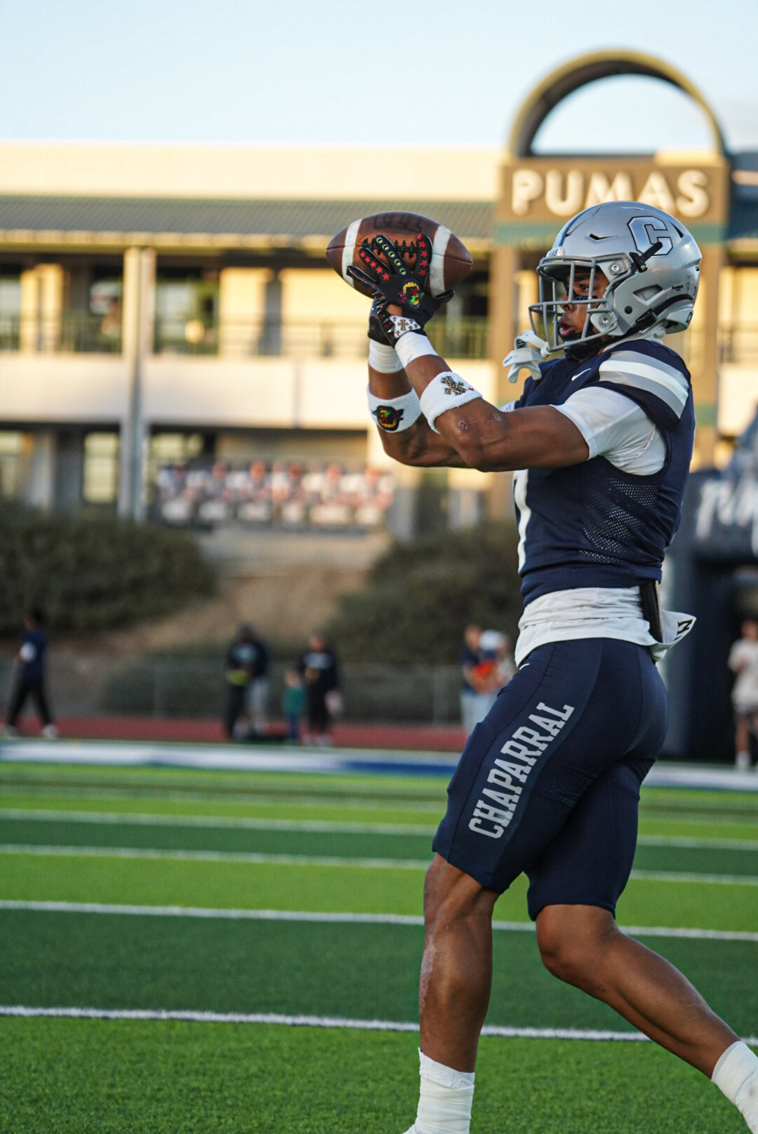 CHAOS CHROME 1.0s Football Gloves BLACK