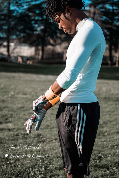 CHAOS CHROME 1.0s Football Gloves GRAY