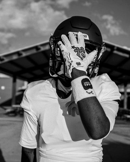 COLLEGE CHROME 1.0s DUCKZ SPEED FB GLOVES green